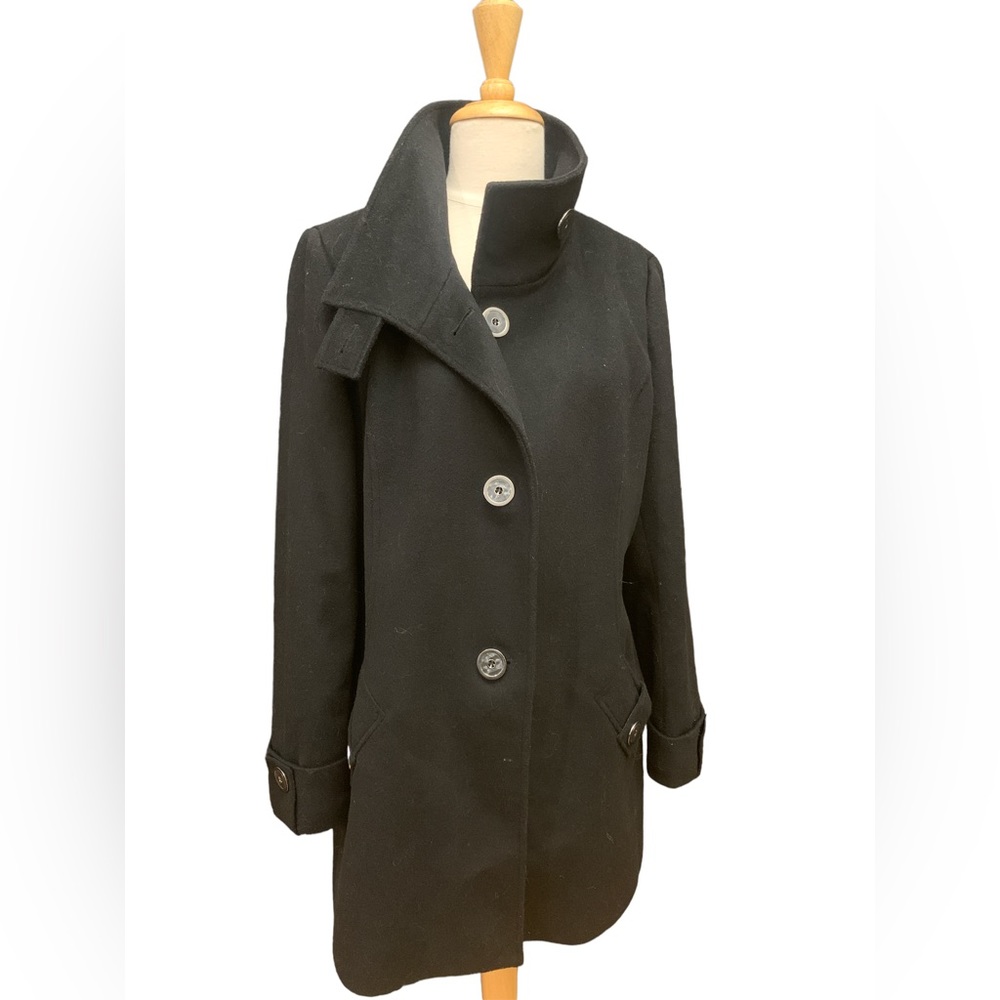Kristen Blake, single button up, black pea coat, size large